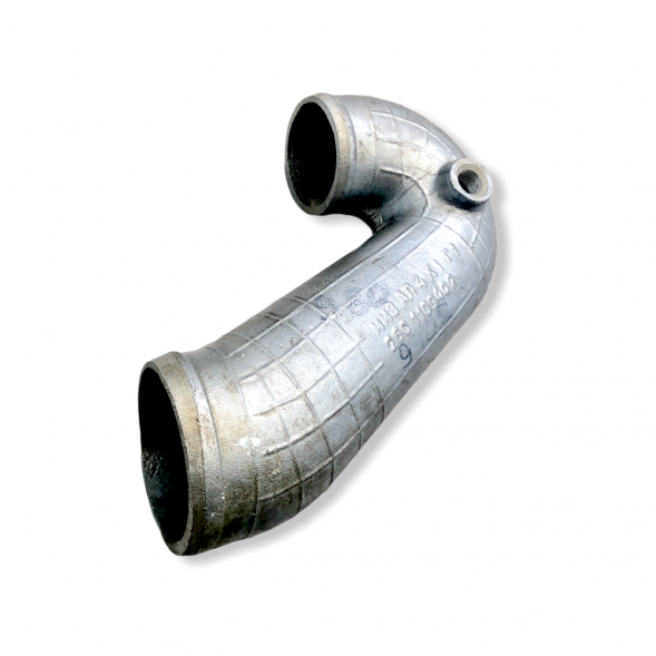 Патрубок 260-1109402 МТЗ